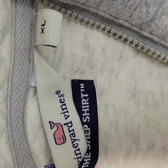 Vineyard Vines men's Zip-Up Shep Shirt in Gray and Cream XL - Picture 5 of 5